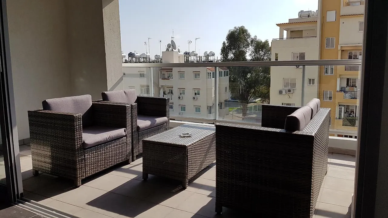 Dezo Luxury Town Apartment Larnaca